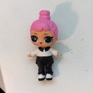 L.O.L. Surprise! Doll with Pink Hair and Black & White Outfit